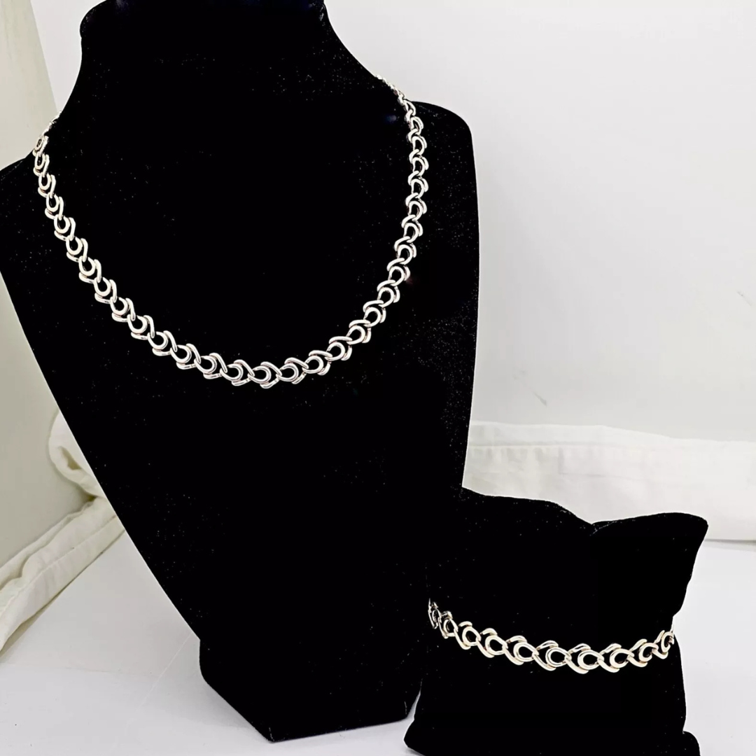 Silver Necklace & Bracelet